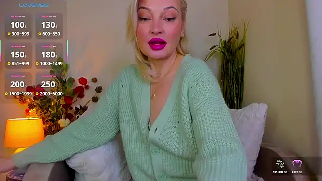 Milena candyy online show from April 7, 8:09 pm