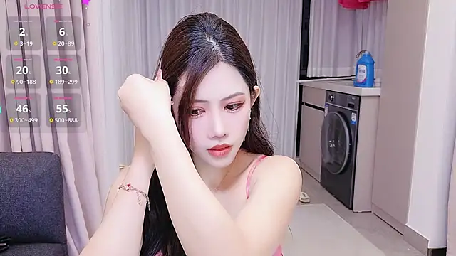 Selenaaaaa- online show from March 3, 2:26 pm