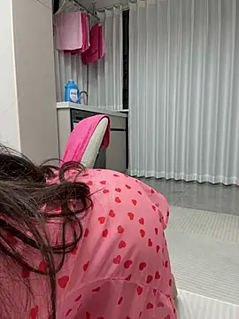 Selenaaaaa- online show from March 3, 5:29 pm