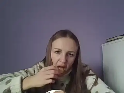 Snapshot of Milaniya261 chatting on February 13, 11:28 am Milaniya261 online show from February 13, 11:28 am