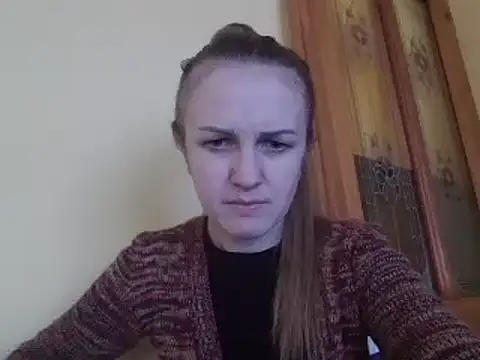 Snapshot of Milaniya261 chatting on February 26, 8:48 am Milaniya261 online show from February 26, 8:48 am