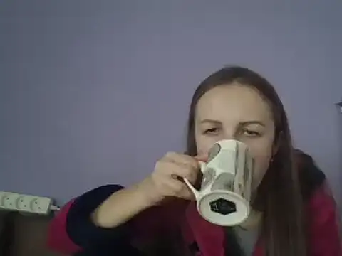 Snapshot of Milaniya261 chatting on March 2, 9:21 am Milaniya261 online show from March 2, 9:21 am