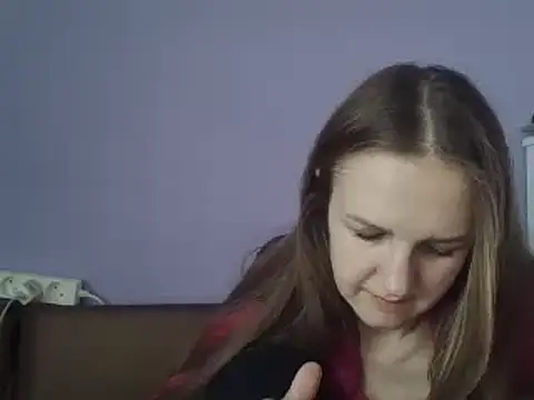 Snapshot of Milaniya261 chatting on March 8, 6:54 am Milaniya261 online show from March 8, 6:54 am