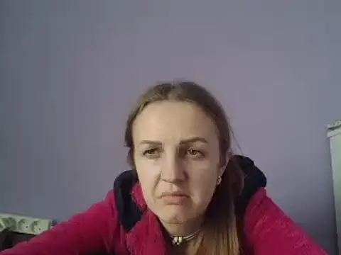 Snapshot of Milaniya261 chatting on March 16, 10:11 am Milaniya261 online show from March 16, 10:11 am