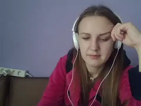 Snapshot of Milaniya261 chatting on March 16, 1:17 pm Milaniya261 online show from March 16, 1:17 pm