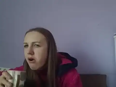 Snapshot of Milaniya261 chatting on March 18, 8:47 am Milaniya261 online show from March 18, 8:47 am