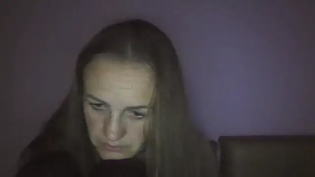 Snapshot of Milaniya261 chatting on September 13, 12:21 am Milaniya261 online show from September 13, 12:21 am