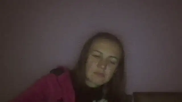 Snapshot of Milaniya261 chatting on October 3, 1:35 am Milaniya261 online show from October 3, 1:35 am