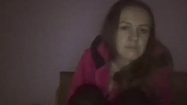 Snapshot of Milaniya261 chatting on October 13, 12:21 am Milaniya261 online show from October 13, 12:21 am