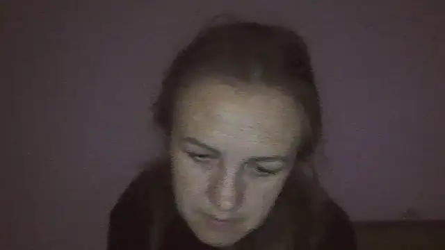 Snapshot of Milaniya261 chatting on November 15, 1:25 am Milaniya261 online show from November 15, 1:25 am