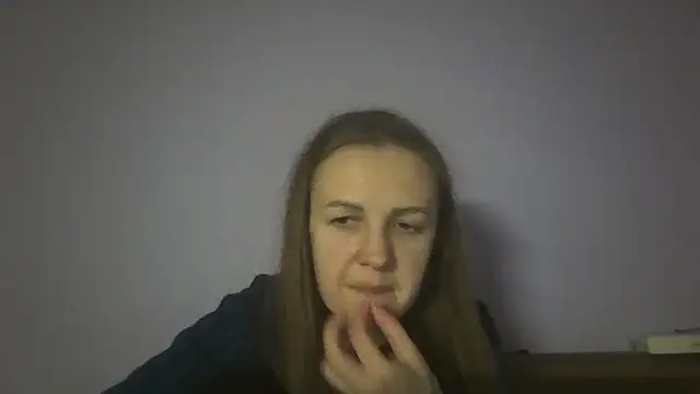 Snapshot of Milaniya261 chatting on January 7, 5:15 pm Milaniya261 online show from January 7, 5:15 pm