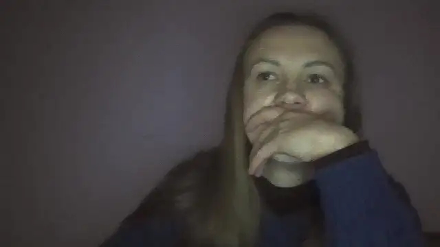 Snapshot of Milaniya261 chatting on February 4, 1:00 am Milaniya261 online show from February 4, 1:00 am