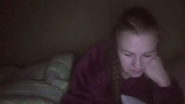 Snapshot of Milaniya261 chatting on February 7, 1:31 am Milaniya261 online show from February 7, 1:31 am