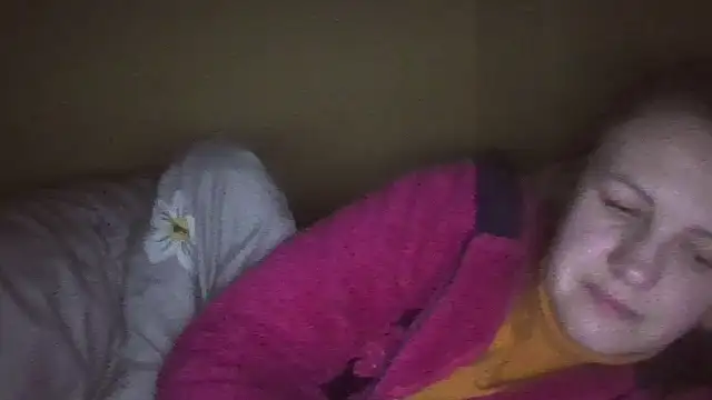 Snapshot of Milaniya261 chatting on February 13, 1:45 am Milaniya261 online show from February 13, 1:45 am