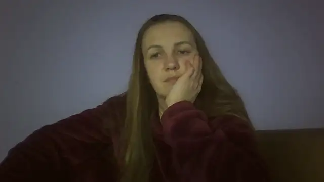 Snapshot of Milaniya261 chatting on February 15, 8:27 pm Milaniya261 online show from February 15, 8:27 pm