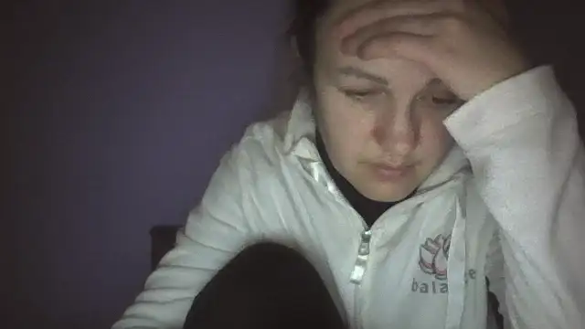 Snapshot of Milaniya261 chatting on February 19, 2:40 am Milaniya261 online show from February 19, 2:40 am