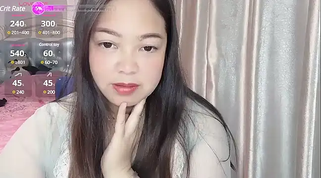 wuwu-w online show from December 7, 6:10 am