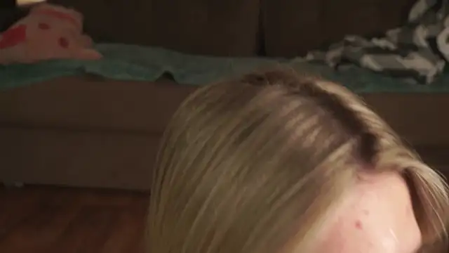 Snapshot of HildGalen chatting on December 11, 10:16 pm HildGalen online show from December 11, 10:16 pm