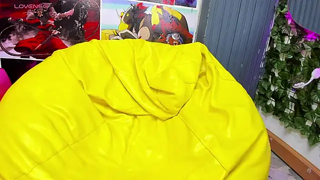 Snapshot of Jeffry_wolvess chatting on February 3, 3:17 pm Jeffry wolvess online show from February 3, 3:17 pm