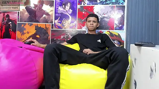 Snapshot of Jeffry_wolvess chatting on February 8, 12:06 pm Jeffry wolvess online show from February 8, 12:06 pm