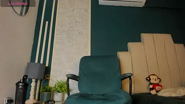 Snapshot of Jeffry_wolvess chatting on March 4, 6:18 pm Jeffry wolvess online show from March 4, 6:18 pm