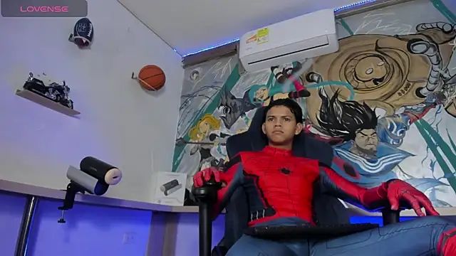 Snapshot of Jeffry_wolvess chatting on February 20, 12:49 pm Jeffry wolvess online show from February 20, 12:49 pm