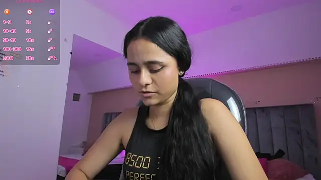 Giselle Roldan online show from April 13, 7:41 pm