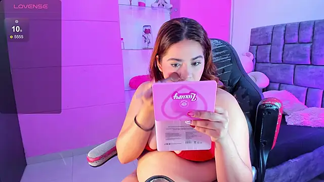 jisoo   online show from September 24, 1:25 pm