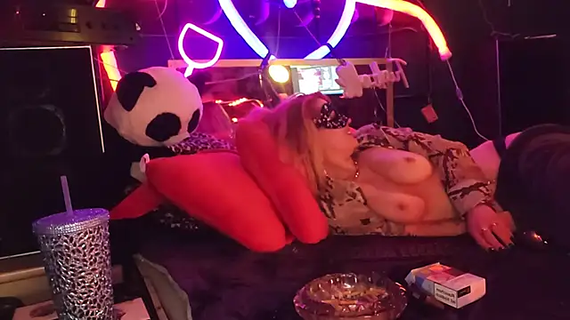 anonymouszN online show from February 10, 12:19 am