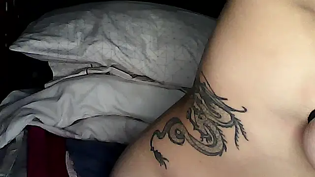 DarkElfSorceress online show from March 14, 11:48 am