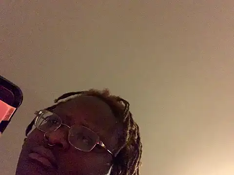 BigKittyRaven online show from December 16, 4:34 am