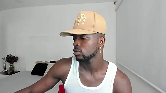 Dylan Taylor online show from February 25, 4:03 am