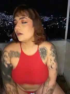 Snapshot of name_less_lulu chatting on February 5, 12:04 am name less lulu online show from February 5, 12:04 am