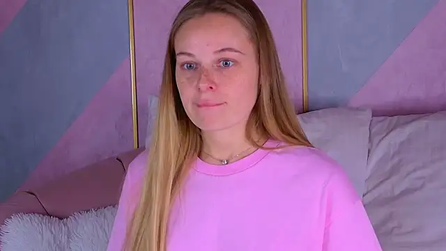 BeatriceEsmont online show from October 22, 7:13 pm