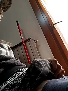 dariodario online show from February 15, 8:22 am