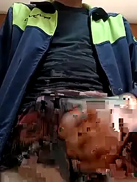 dariodario online show from March 8, 7:27 am