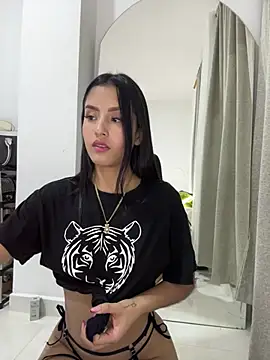  AmberSmithh online show from January 8, 2:57 am