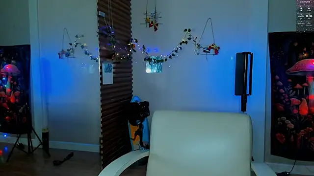 sweed angel online show from March 16, 8:43 am