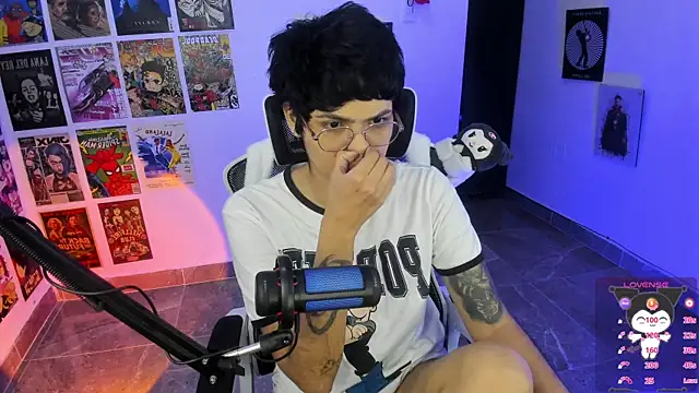 Snapshot of gooddess_isis chatting on January 9, 3:42 am gooddess isis online show from January 9, 3:42 am