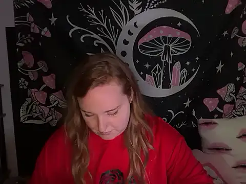 thickgingergoddess online show from October 10, 3:38 am