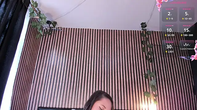 Victoria Ponce1 online show from January 29, 1:17 pm