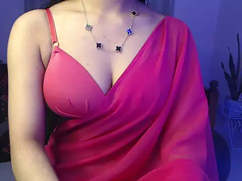 Snapshot of SexyMihika chatting on April 28, 3:55 am SexyMihika online show from April 28, 3:55 am