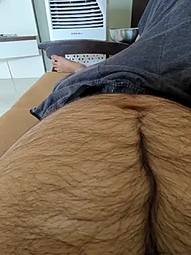 Snapshot of samee00721 chatting on March 14, 9:46 am samee00721 online show from March 14, 9:46 am