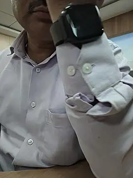 samee00721 online show from April 13, 10:54 am