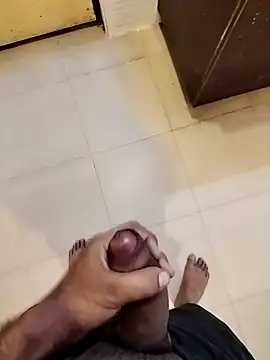 rhlagr85 online show from November 12, 7:24 pm