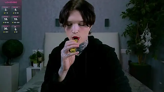 Simona Rain online show from February 1, 10:15 am