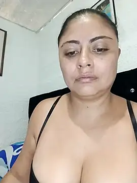 ElizabethWeil online show from November 26, 2:18 pm