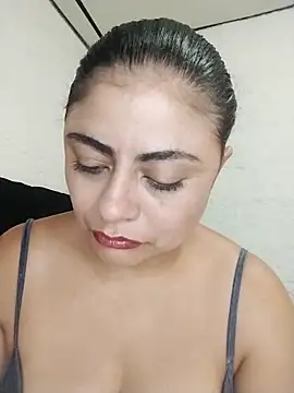 Snapshot of ElizabethWeil chatting on January 19, 4:00 pm ElizabethWeil online show from January 19, 4:00 pm