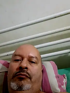 Snapshot of Juan_45 chatting on June 24, 1:10 pm Juan 45 online show from June 24, 1:10 pm