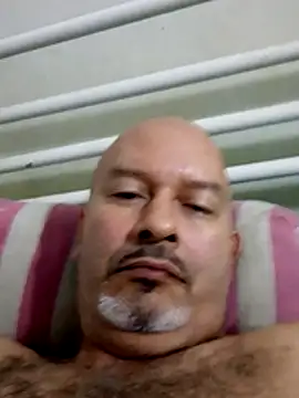 Snapshot of Juan_45 chatting on July 2, 11:55 pm Juan 45 online show from July 2, 11:55 pm